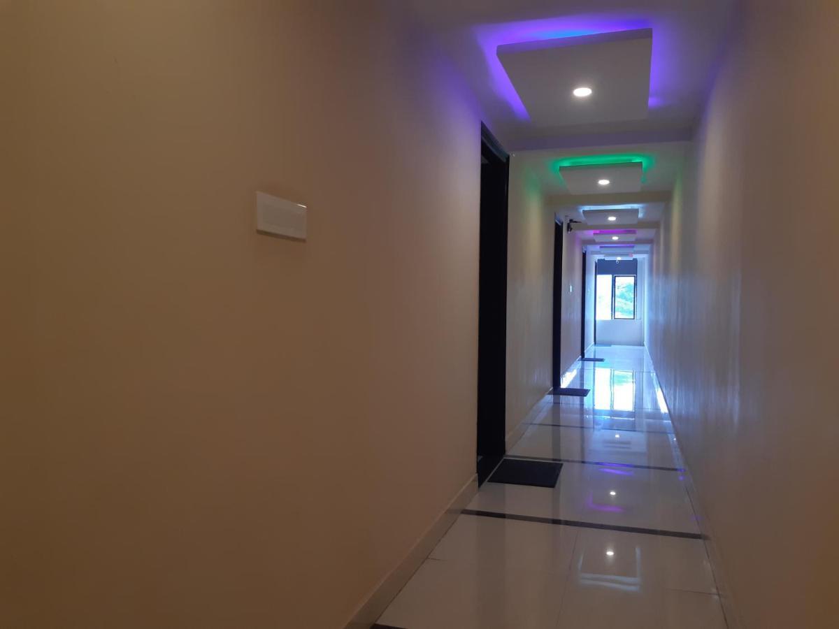 Cnr Residency Hotel Madanapalle Exterior photo